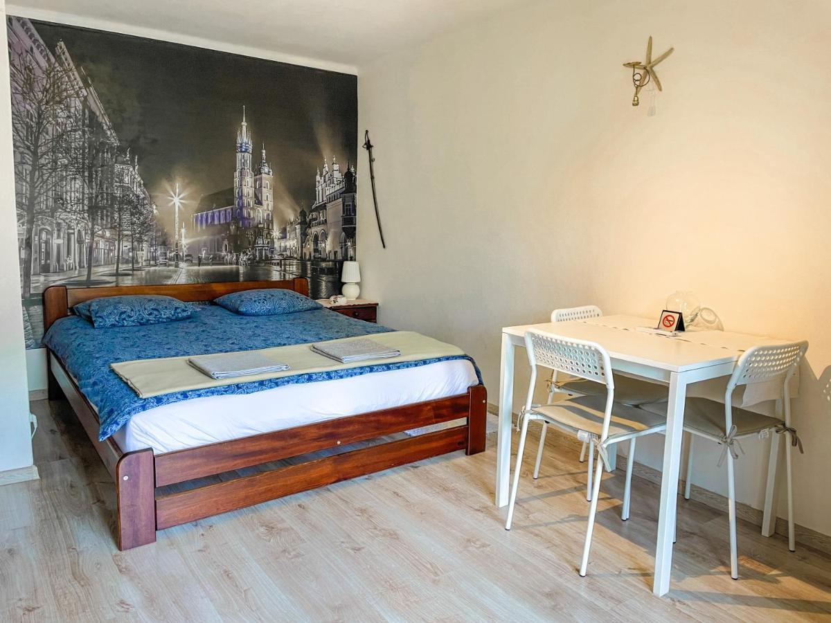 City Center Apartment Krakow Bagian luar foto